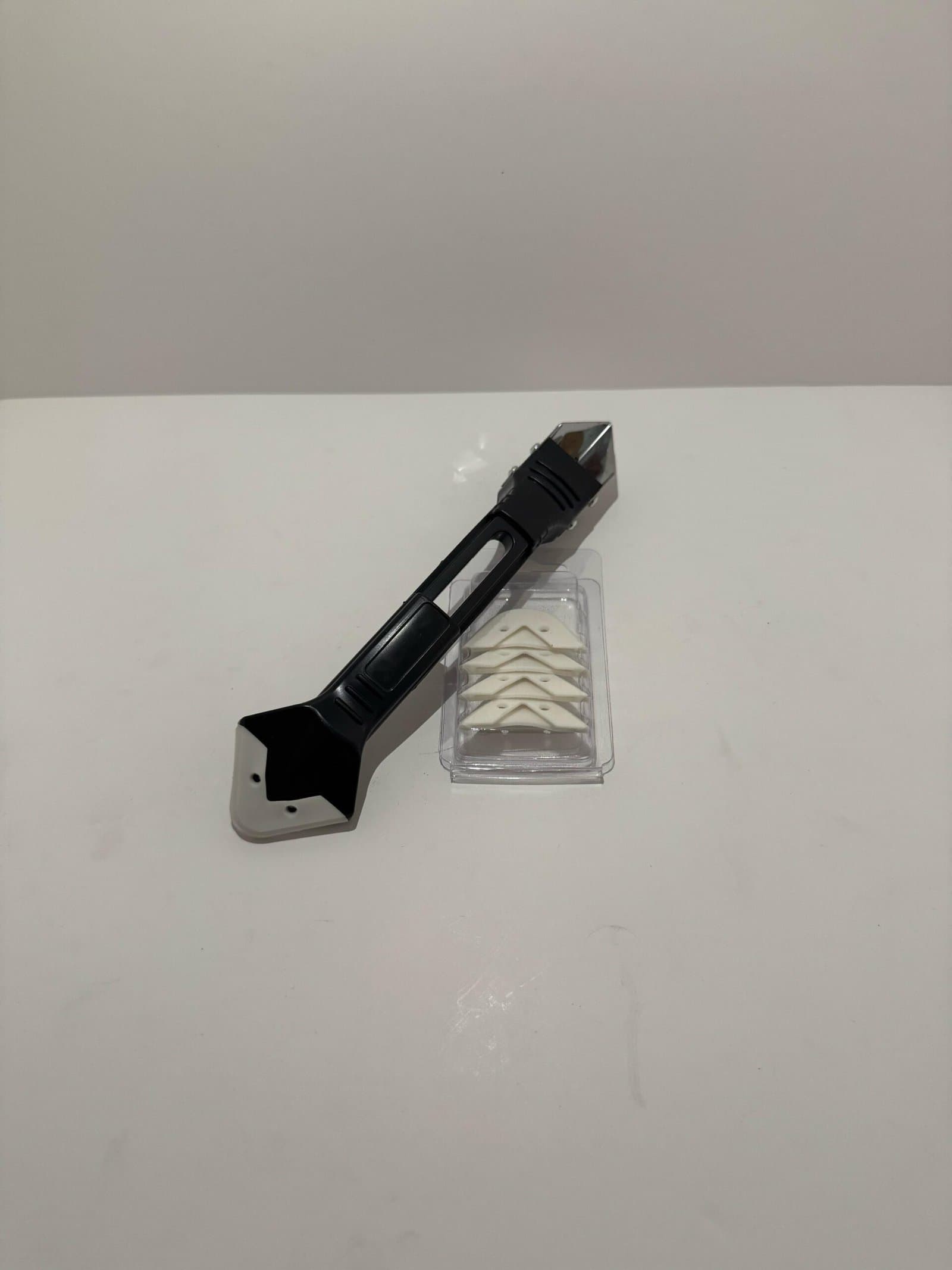 מגרד/מורח סליקון