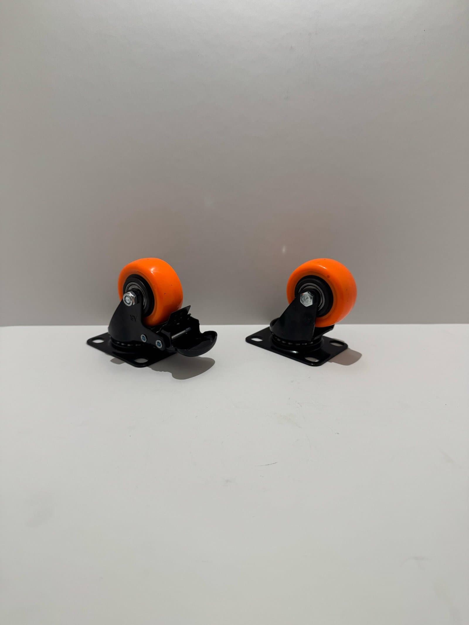 גלגל פלטה כתום עם/בלי מעצור